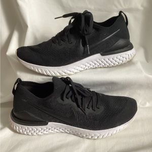 ♦️ NIKE Epic React Flyknit sneakers Sz 10 running shoes EUC